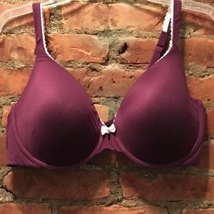 Victoria’s Secret Body by Victoria Bra